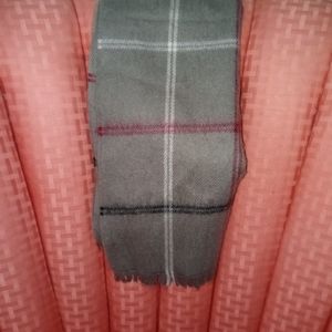Cashmere scarf